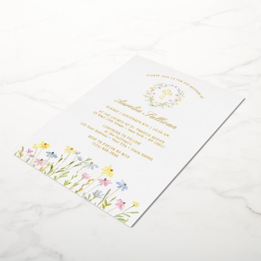 Pastel Wildflowers Krans Doop Folie Uitnodiging (Gedraaid)