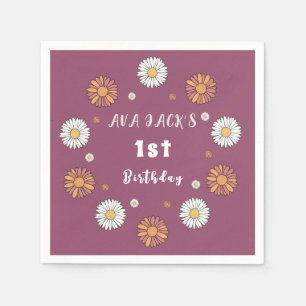 Pastel witte en roze oranje madeliefbloemen servet