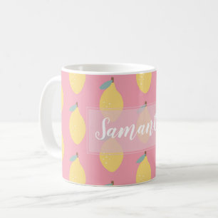 Pastel Yellow Lemons Patroon op roze, aangepast Koffiemok