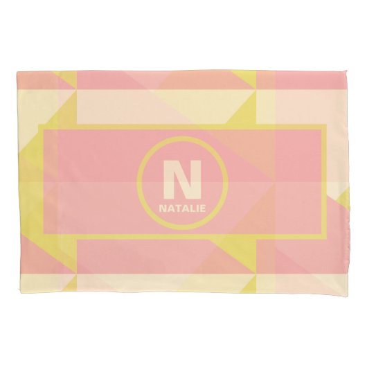 Pastel Yellow Pink en Cream Geometric Girls Name Kussensloop (Voorkant)