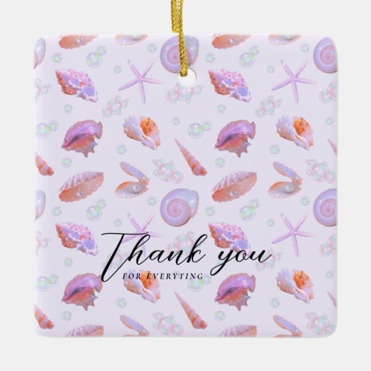 Pastel Zeeschelpenpatroon met Aangepaste Tekst Keramisch Ornament (Voorkant)