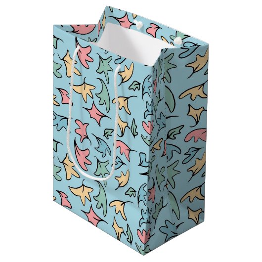 Pastelbladeren Blauw Medium Cadeauzakje (Voorkant Gekanteld)
