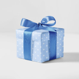 Pastelblauw en wit kleine polkadot cadeaupapier