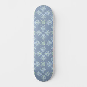 Pastelblauwe bloem abstract herhaling persoonlijk skateboard