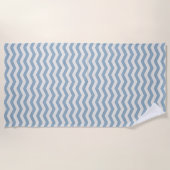 Pastelblauwe zigzag streep geometrisch strandlaken (Voorkant)
