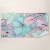 Pastelbloemen en bladeren op Paarse achtergrond Strandlaken (Voorkant)