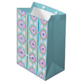Pasteldroom Boho Geometrische Kaleidoscoop Medium Cadeauzakje (Voorkant Gekanteld)