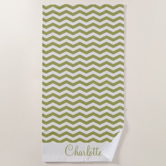 Pastelgroene naam zig zag streep geometrisch strandlaken (Voorkant)