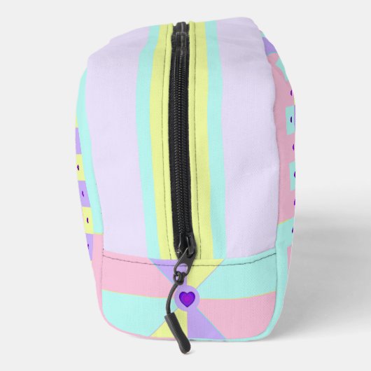 Pastelkleuren & paarse harten kloppen toilettasje (Rechts)