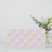 Pastelkleurig schelp patroon save the date (Staand voorkant)