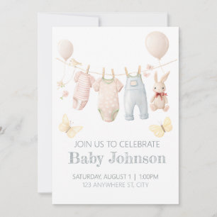 Pastelkleurige babykleertjes shower uitnodiging