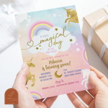 Pastelkleurige Gouden Magische Eenhoorn Meisje Ver