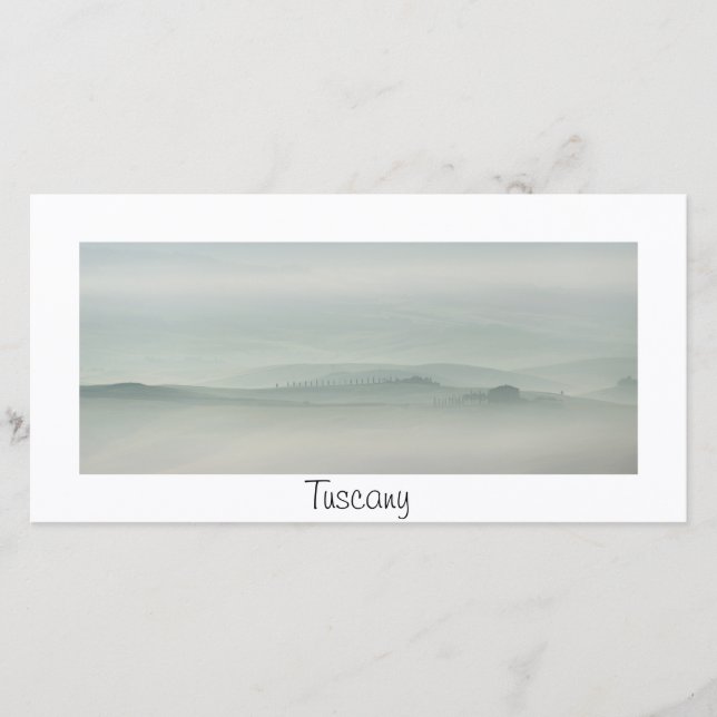 Pastelochtend in de foggy Tuscany (Voorkant)