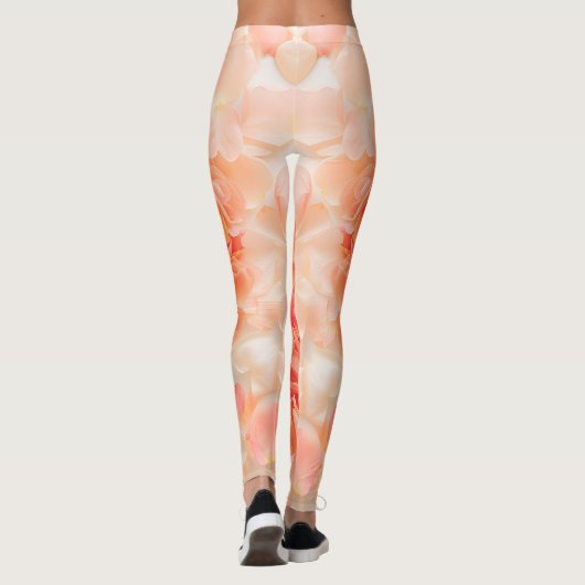 Pastelperziken en roombloemblaadjes leggings (Achterkant)