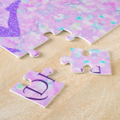 Pastelpuzzel op de voorgrond met een gepersonalise legpuzzel (Zijkant)