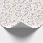 Pastelroze bloemenkrans cadeaupapier (Hoek)