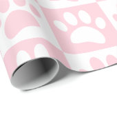 Pastelroze en witte hondenpoten in pleinen op maat cadeaupapier (Rol Hoek)