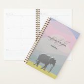 Pastelroze monogram planner (Display)