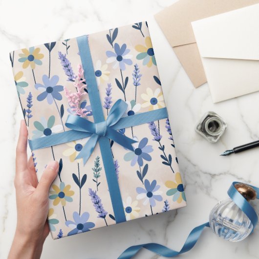 Pastelweide Madeliefjes en Lavendel Cadeaupapier (Geschenken)