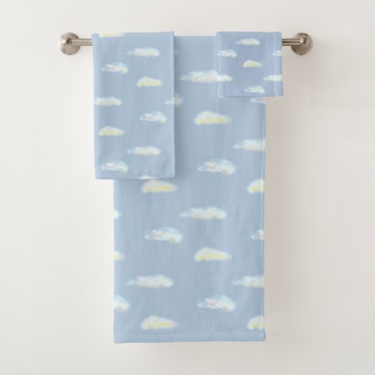 Pastelwolken op lichtblauw bad handdoek (Insitu)
