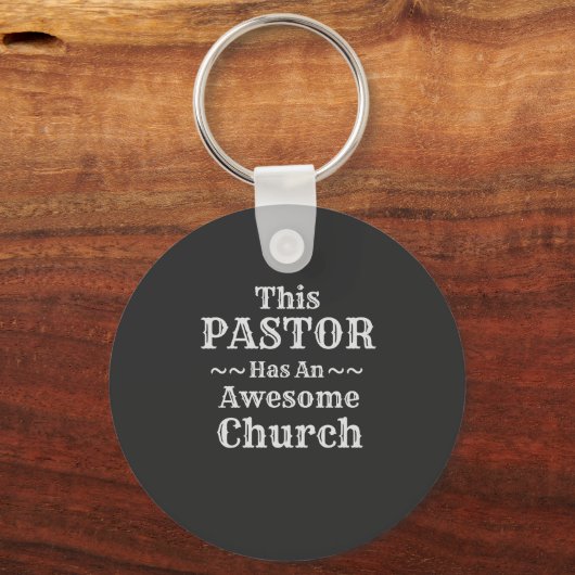 Pastor Button Sleutelhanger (Voorkant)