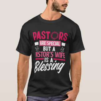 Pastors zijn speciaal, maar een vrouw uit de paste t-shirt