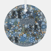 Patchwork Blauwe Bloemen: Naadloze Stof. Glas Ornament (Voorkant)