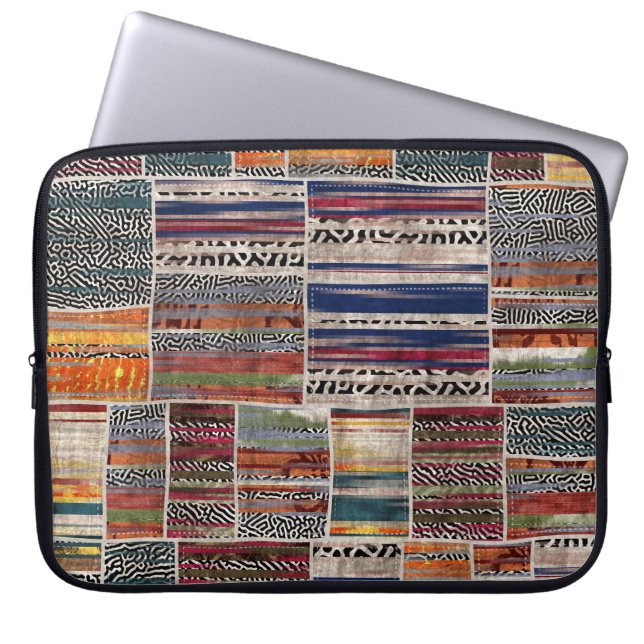 Patchwork collage: gemengd quiltpatroon. laptop sleeve (Voorkant)