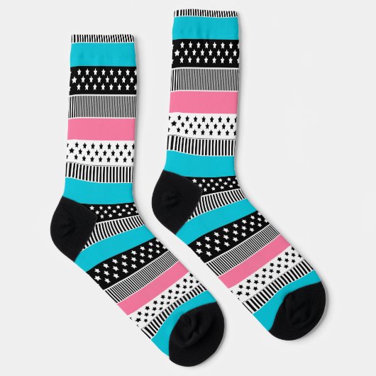 Patchwork gemaakt van veelkleurige stroken stof i sokken (Rechts)