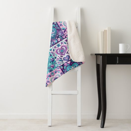 Patchwork Hart Quilt Sherpa Deken (In situ)