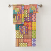 Patchwork-patroonbloemen Polka Dot Stripe Bad Handdoek (Insitu)