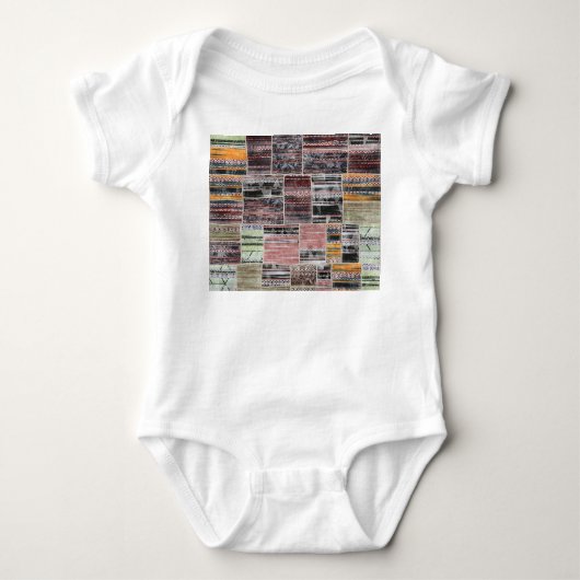 Patchwork Quilt Collage Naadloze Print. Romper (Voorkant)