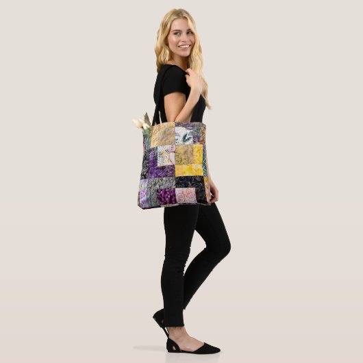 Patchwork Quilt Pattern Tote Bag (Op model)