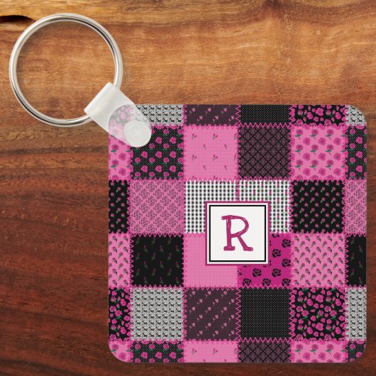 patchwork Quilt roze en zwarte Sleutelhanger (Voorkant)