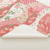 Patchwork rozen: naadloos patroonontwerp. sherpa deken (3/4)