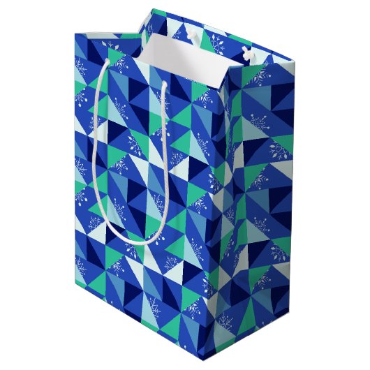 Patchwork sneeuwvlokken - Blauwe achtergrond - Gif Medium Cadeauzakje (Achterkant Gekanteld)