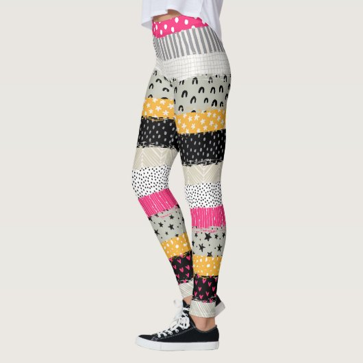 Patchwork Tegels: Veelzijdig naadloos ontwerp. Leggings (Links)