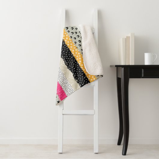 Patchwork Tegels: Veelzijdig naadloos ontwerp. Sherpa Deken (In situ)