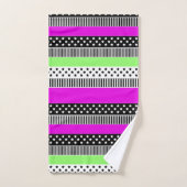 Patchwork van zwart-wit en neon strepen bad handdoek (Handdoek)