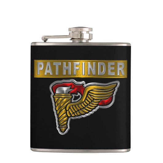 Pathfinder Badge- “Pathfinder” Flask Heupfles (Voorkant)