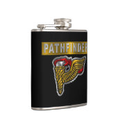 Pathfinder Badge- “Pathfinder” Flask Heupfles (Rechts)
