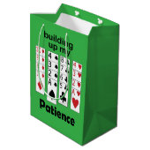 Patience Opbouwend Solitaire Spel Grappige Quote Medium Cadeauzakje (Achterkant Gekanteld)