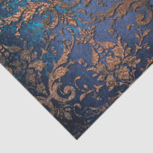 Patina Scroll Work Flowers op Paarse ontkoppeling Tissuepapier (Detail)