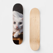 Patineta Gato Blanco Montado En Una Silla Persoonlijk Skateboard (Voorkant)