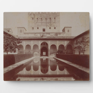 Patio de los Arrayanes, Alhambra, c.1875-80 (sepia Fotoplaat
