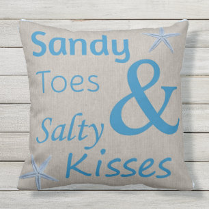 Patio Pillow Sandy Toes and Salty Kisses Beach Buitenkussen