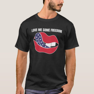Patriot American Love Me Some Freedom USA Tongue L T-shirt