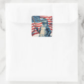 Patriotic Alligator holding the American Flag Vierkante Sticker (Tas)