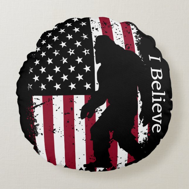 Patriotic Bigfoot Rond Kussen (Voorkant)