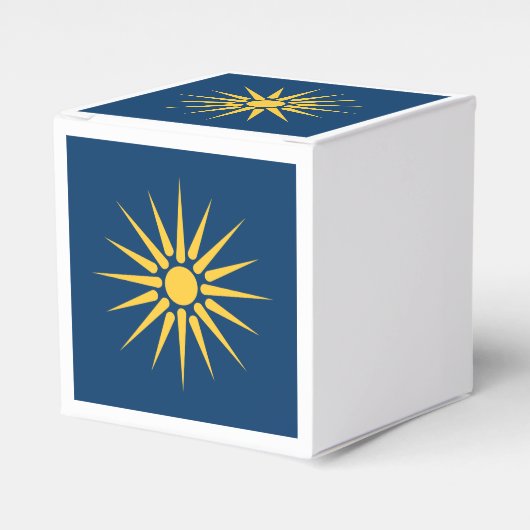 Patriotic favor box with Flag of Macedonia, Greece Bedankdoosjes (Voorkant Zijde)